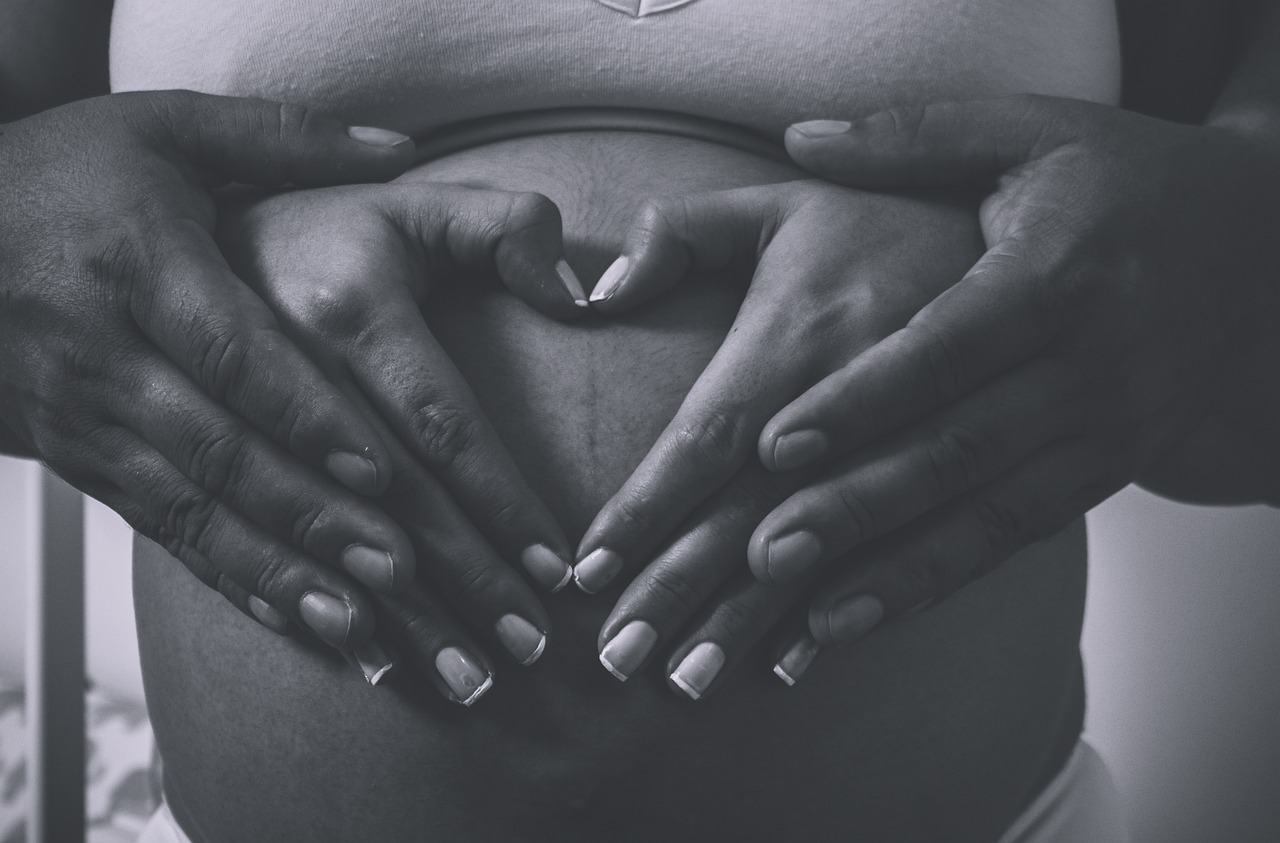 Pregnant at 40+: Raw Journals of Hope & Healing